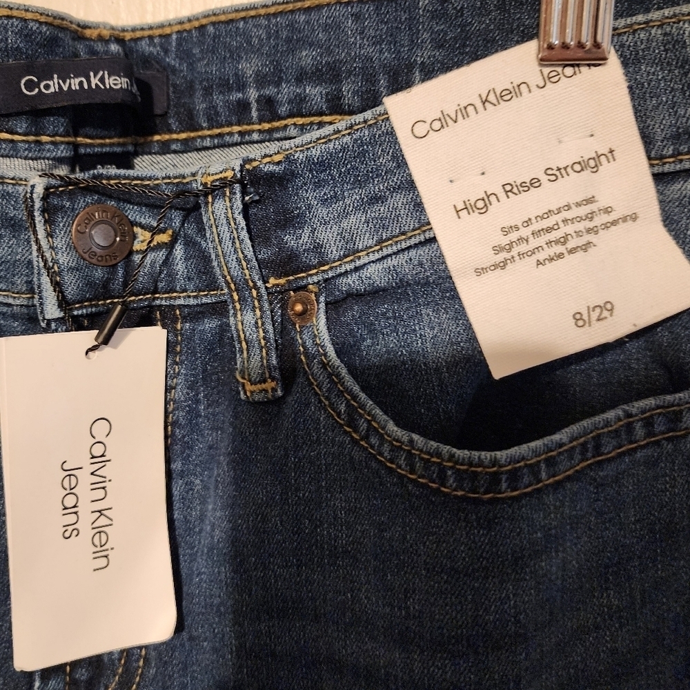 NWT Calvin Klein High Rise Jeans. Size 8. - Picture 2 of 4